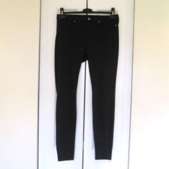HUE Denim Leggings - Picture 1 of 7